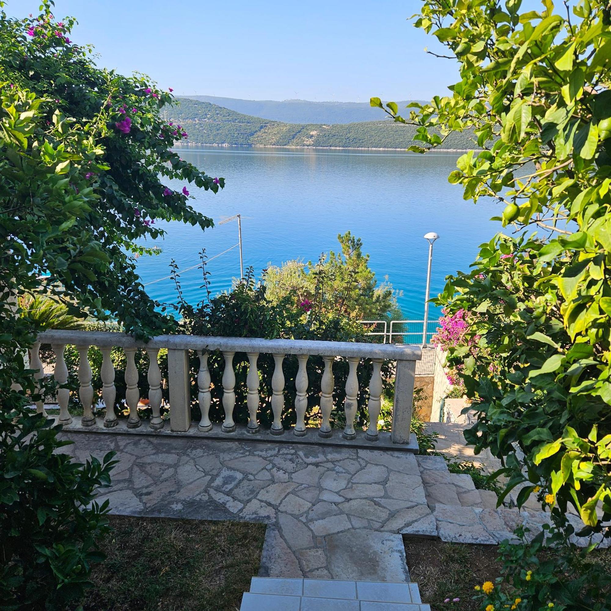Apartments Cytrus Neum Bagian luar foto